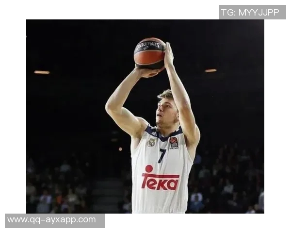 东契奇称赞球队客场表现出色呼吁继续努力争取更好成绩